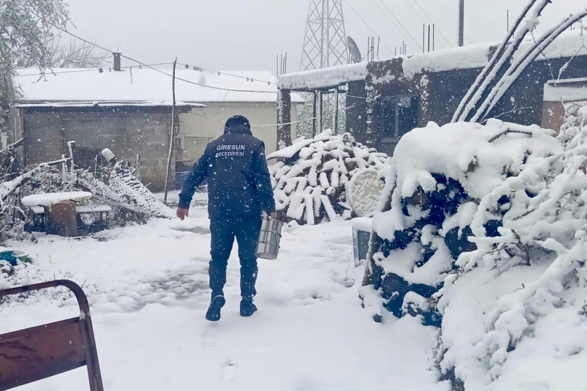 Giresun Belediyesi zor günler yaşayan vatandaşlarının boğazından geçen sıcak çorbayı düşünüyor!