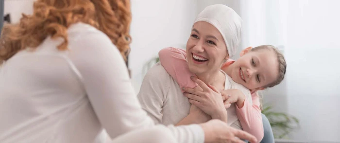 'Kanser tedavisi, ilaç desteğinin yanında psikolojik desteğin de gerekli olduğu bir süreç'