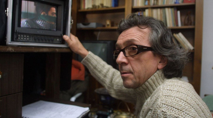 TV ve sinema dünyasının acı kaybı...Usta yönetmen Osman Sınav vefat etti!